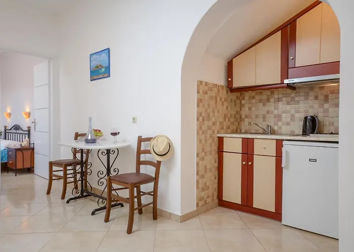 Gaitani Plaka Naxos 3*