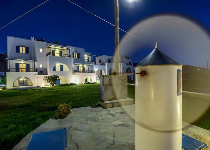 Gaitani Plaka Naxos Aparthotel