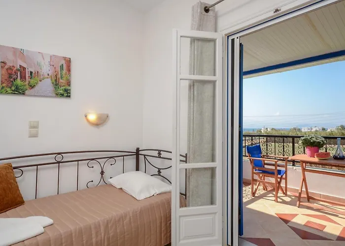 Gaitani Plaka Naxos Aparthotel