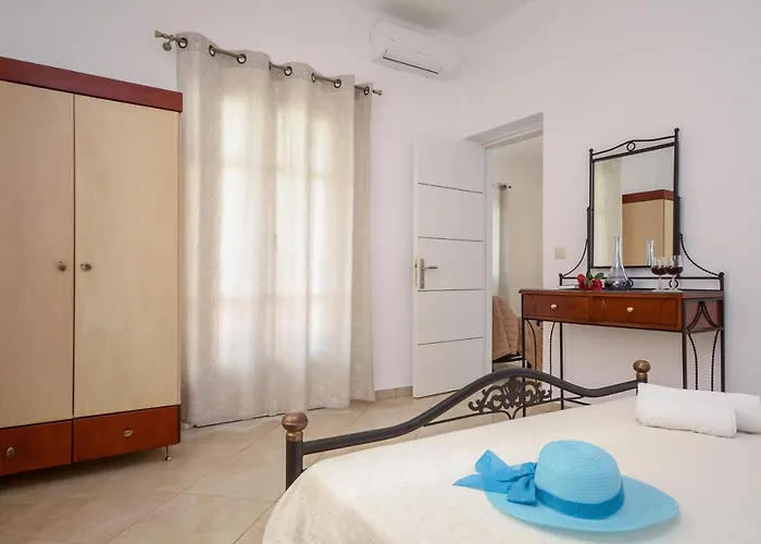 Gaitani Plaka Naxos Mikri Vigla